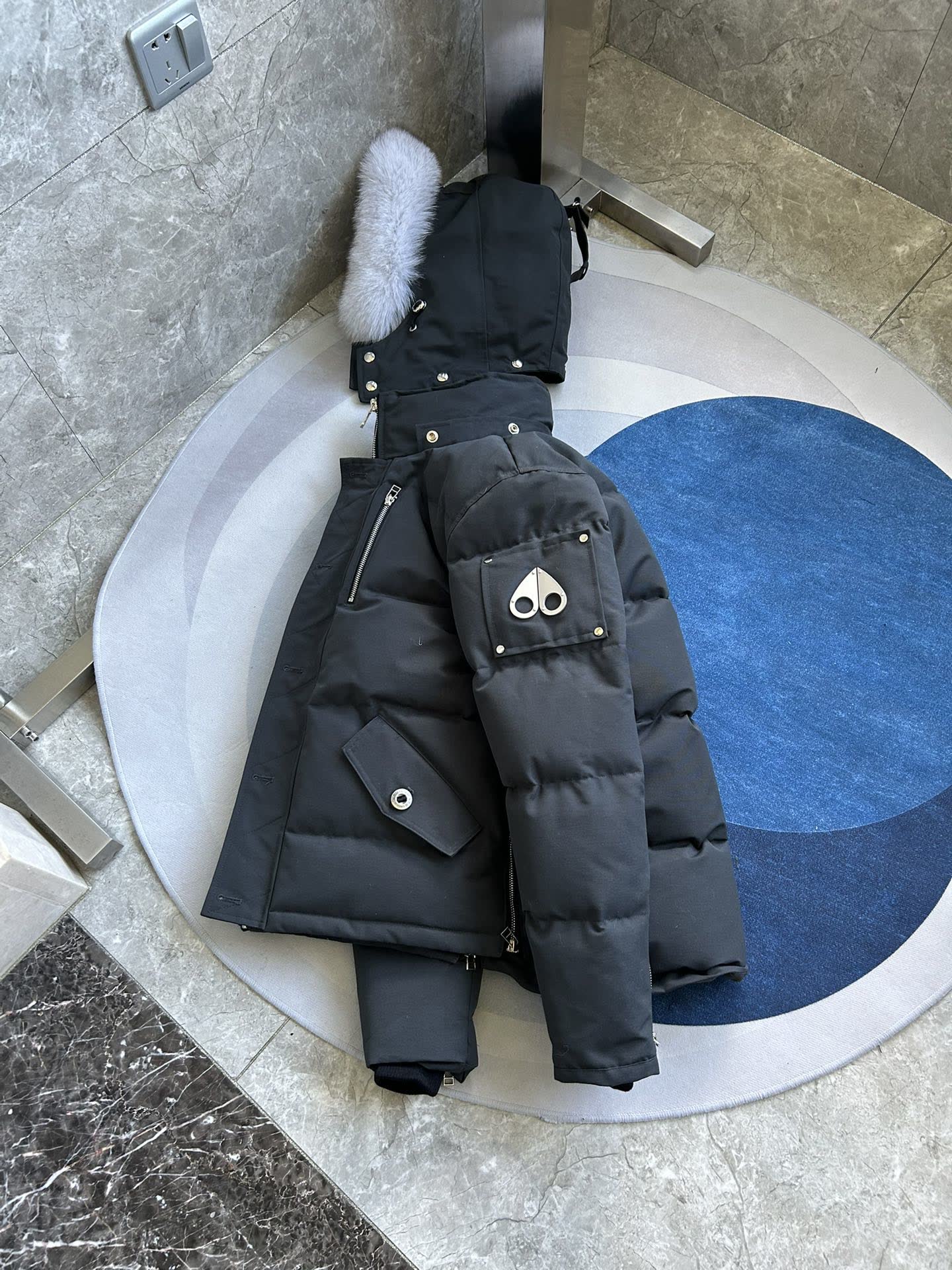 Moose Knuckles Down Jacket Moose Knuckles Down Jacket